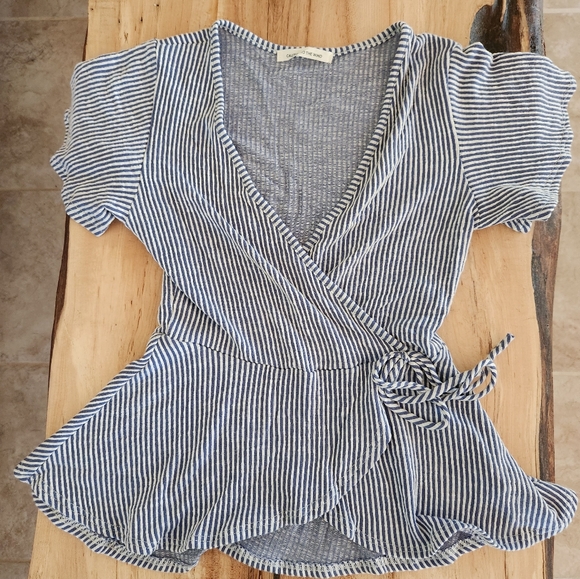 Caution to the Wind women's tee - Picture 1 of 2